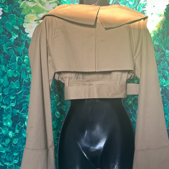 SOLD!!!!! NWOT - Naked Wardrobe I’ve Got That Flare Cropped Jacket (Size M) - Picture 3 of 5